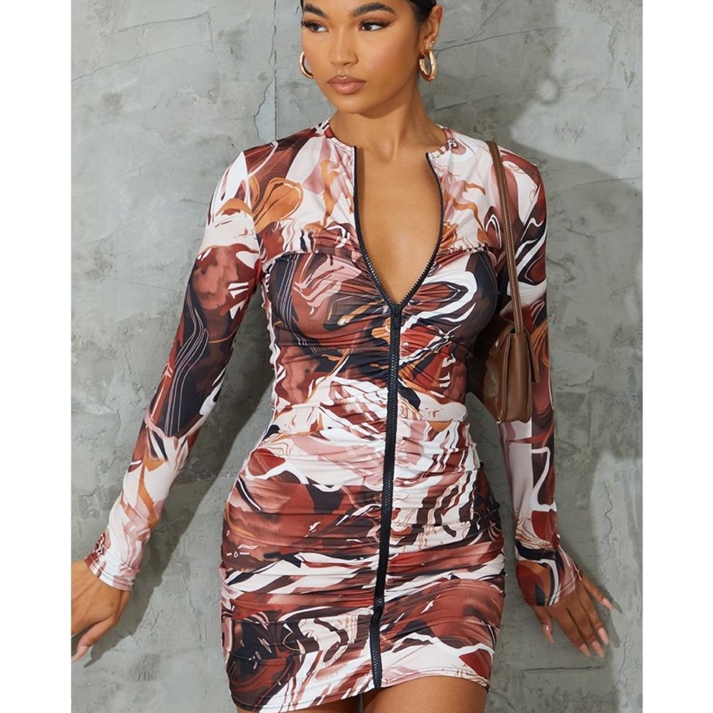 PrettyLittleThing Multicolor Abstract Long Sleeve Dress